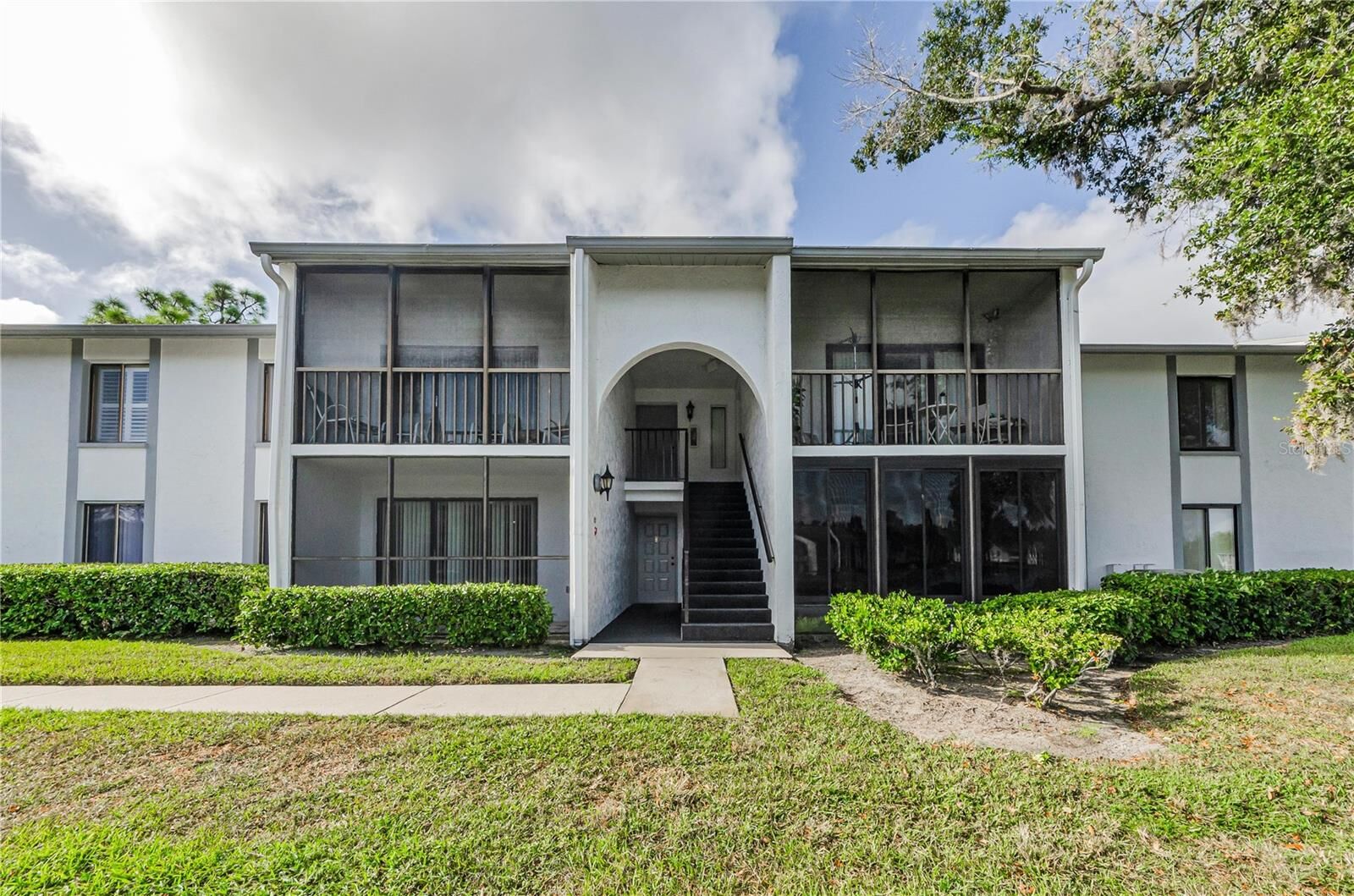 Property Photo:  1109 Pine Ridge Circle W G1  FL 34688 