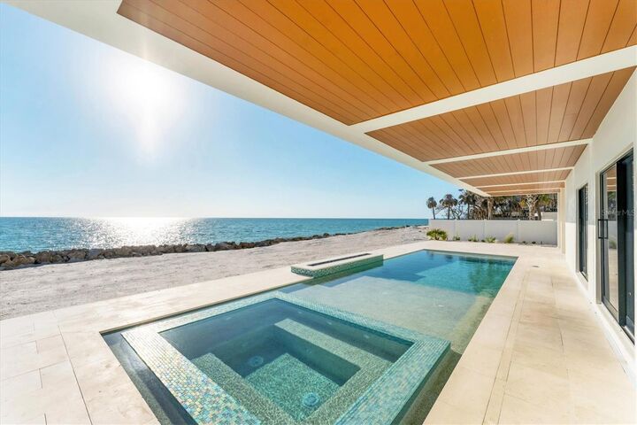 Property Photo:  4005 Casey Key Road  FL 34275 