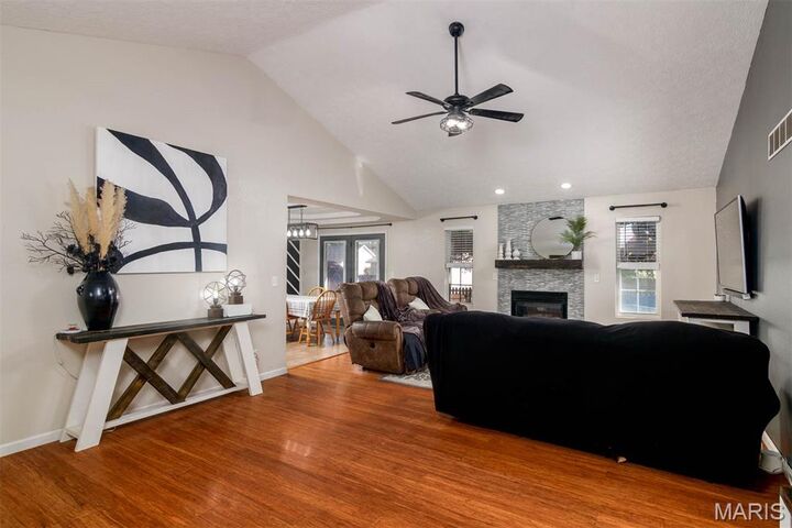 Property Photo:  185 Jessica Drive  IL 62281 