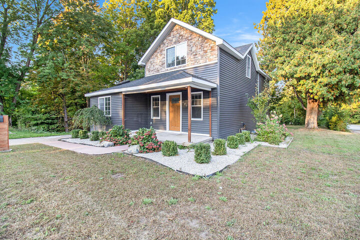 Property Photo: 603 S Courtland Street MI 49420