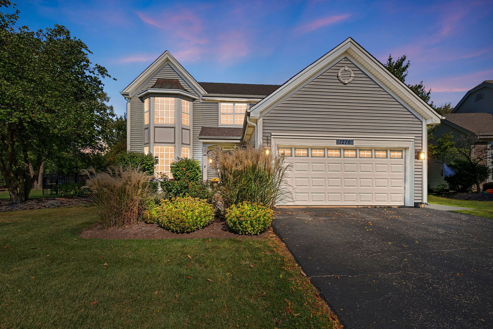 Property Photo: 1276 William Drive IL 60047