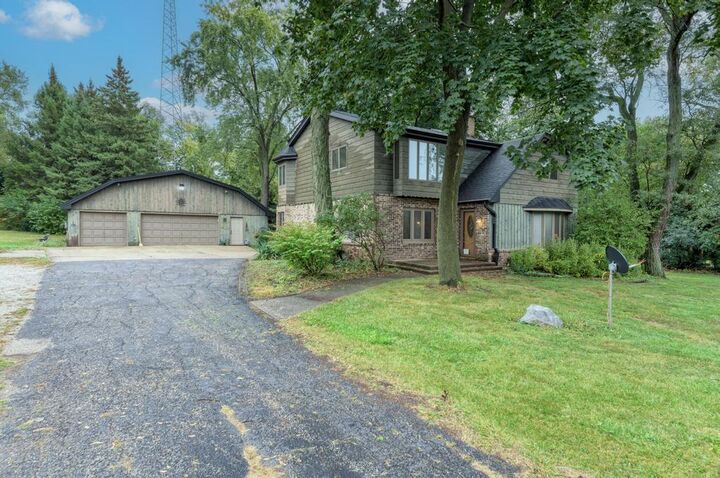 6N331 Keeney Road  Keeneyville IL 60172 photo