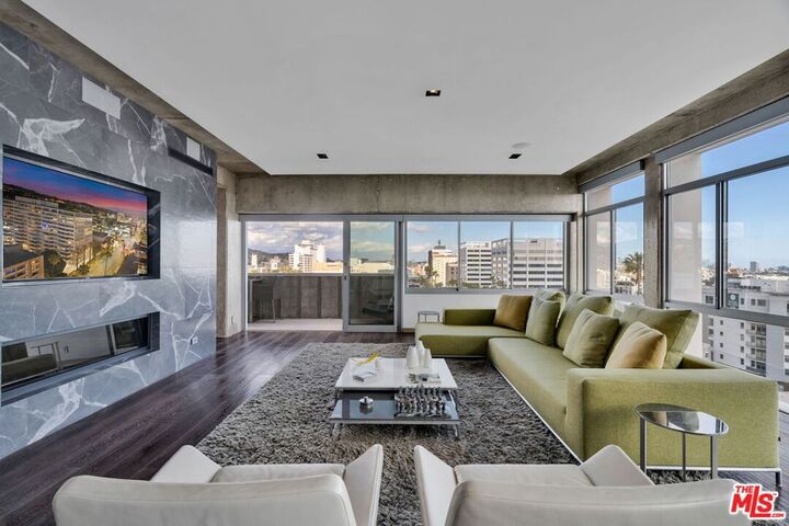 7135 Hollywood Boulevard 802  West Hollywood CA 90046 photo