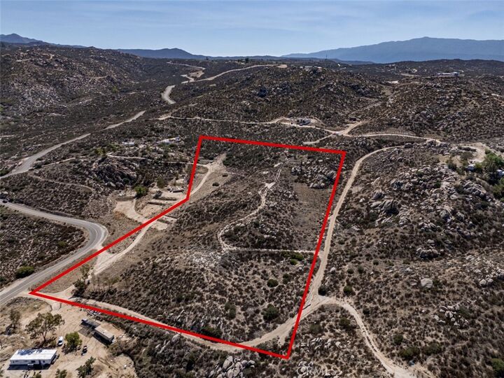 Property Photo:  43080 Golden Hills Drive  CA 92536 
