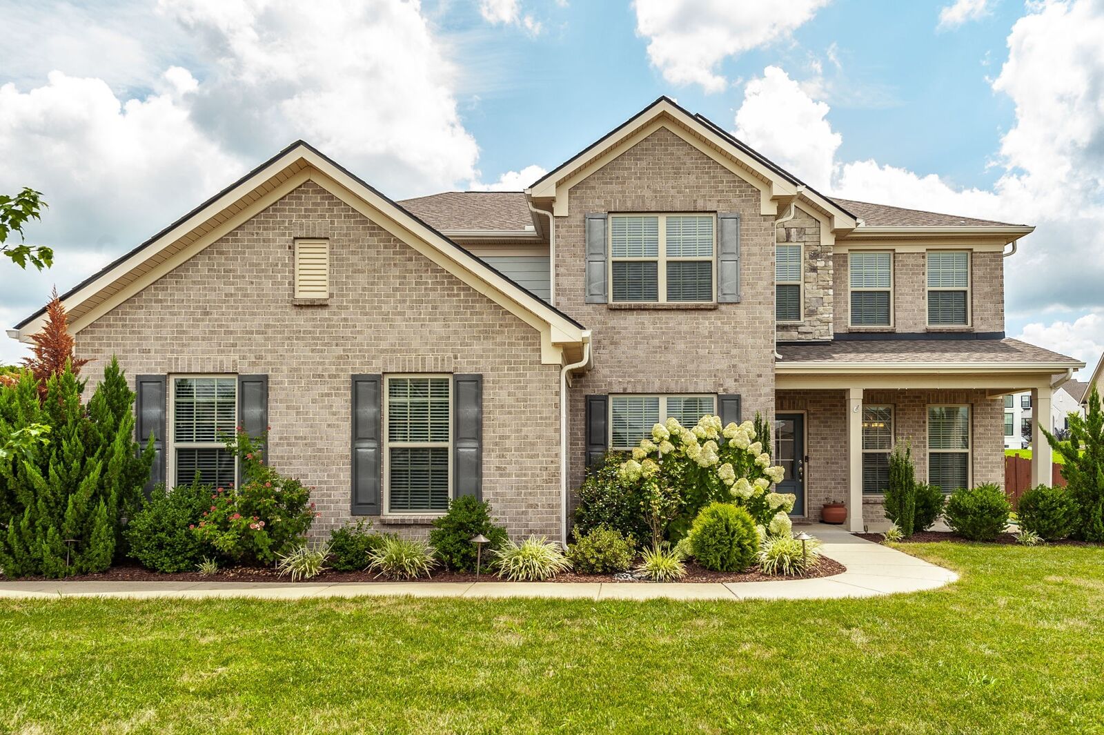 Property Photo: 1095 Brixworth Dr TN 37174