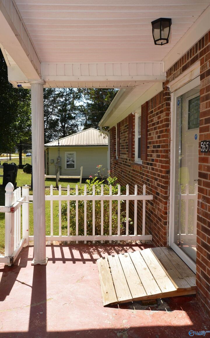Property Photo:  5652 Maysville Road  AL 35761 