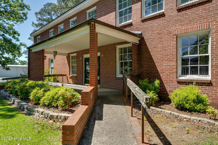 Property Photo:  107/109 N Center Street  NC 28398 