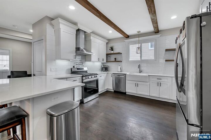 Property Photo:  55 Church Street  NJ 07110 