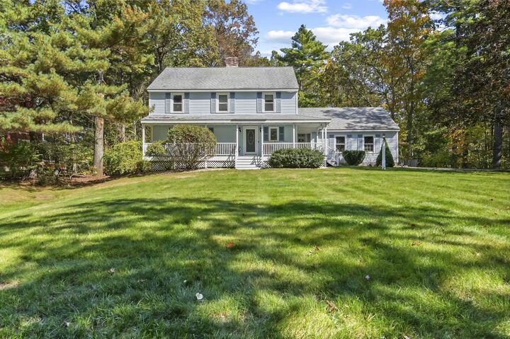16 King Henry Drive  Londonderry NH 03053 photo