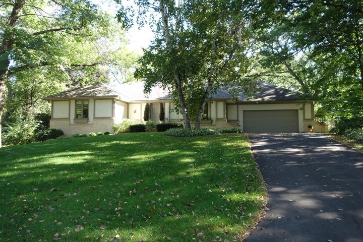 5225 Evanswood Lane  Edina MN 55436 photo
