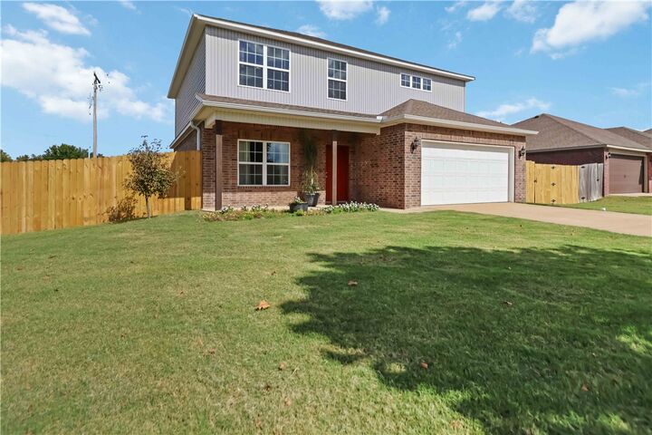 Property Photo: 4212 SW Comstock Avenue AR 72713