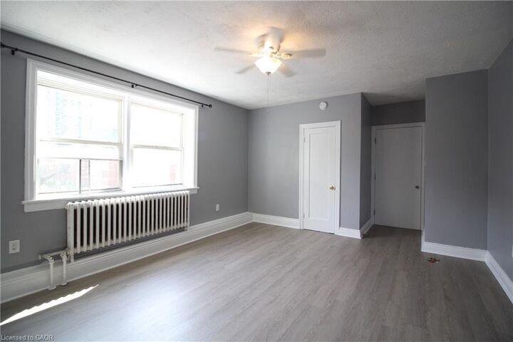 Property Photo:  227 James Street N 2  ON L8R 2L2 