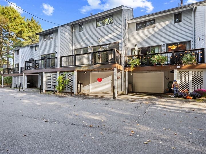 Property Photo: 113 Brigham St 5C MA 01749