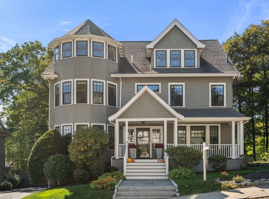 Property Photo:  66 Summit Ave  MA 02446 