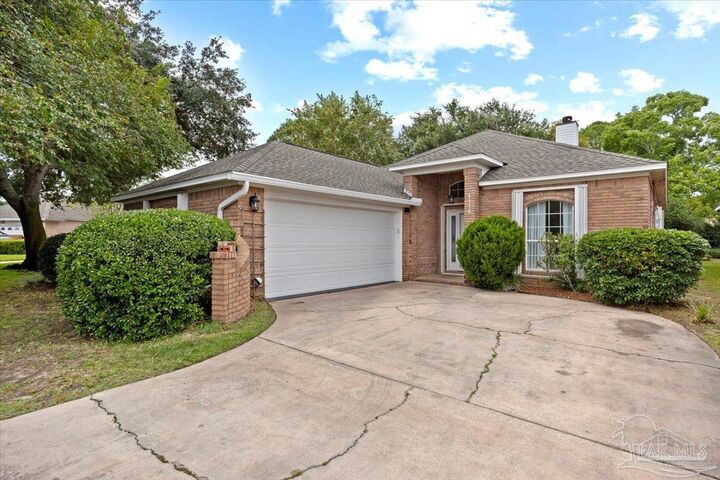 4172 Longwood Cir  Gulf Breeze FL 32563 photo