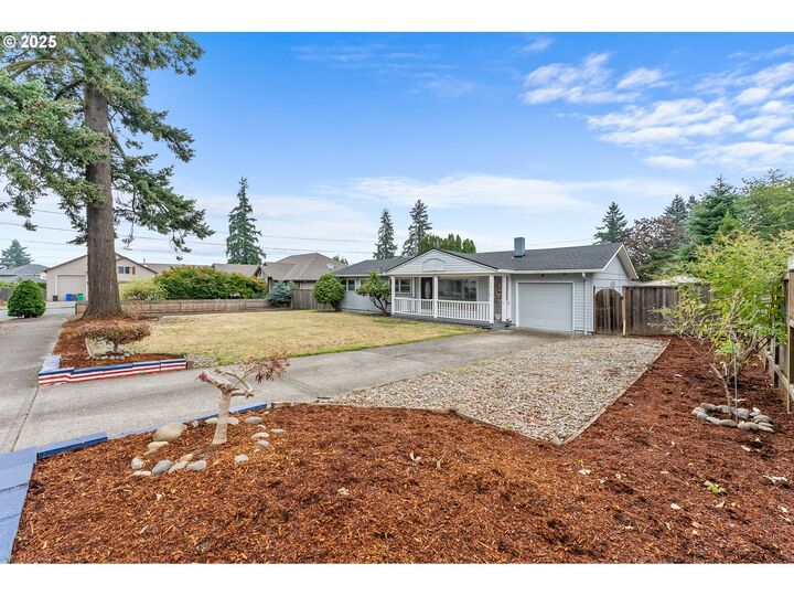 Property Photo: 1818 NE 156th Ave OR 97230