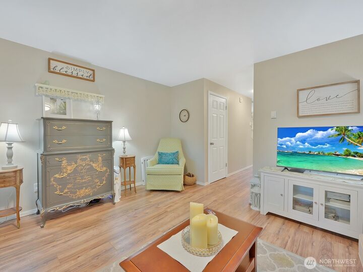 Property Photo: 20620 76th Avenue W A WA 98026