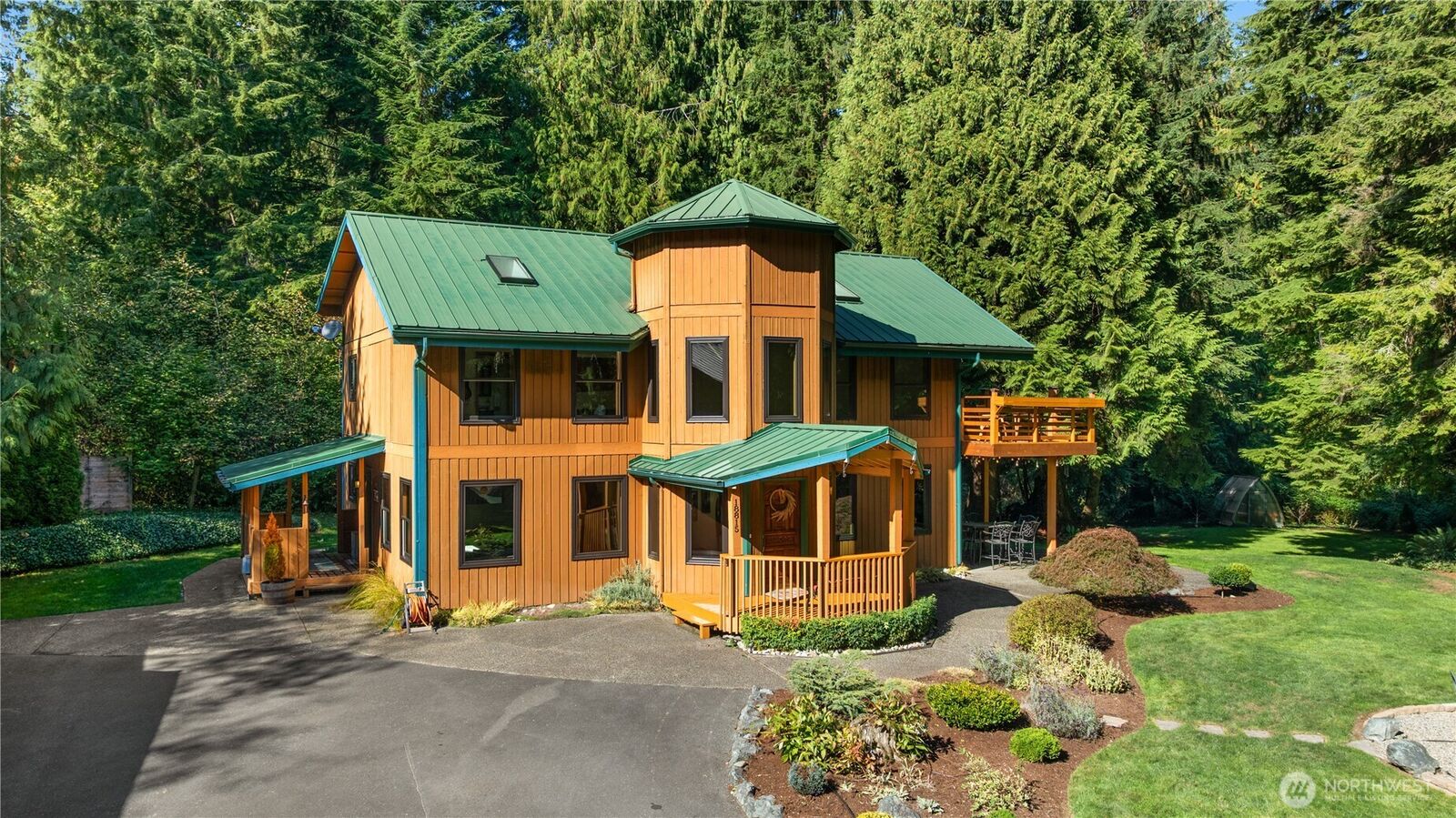 Property Photo: 18815 111th Place SE WA 98290
