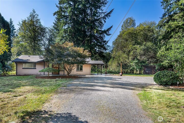 Property Photo: 19423 Maxwell Road SE WA 98038