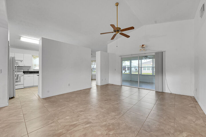 Property Photo:  6625 Alheli Court  FL 34951 