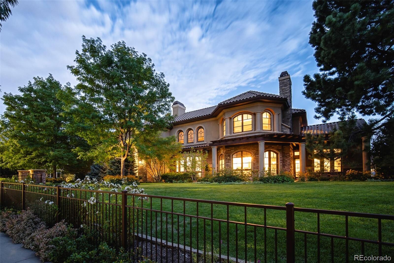 Property Photo:  7450 E 6th Avenue  CO 80230 