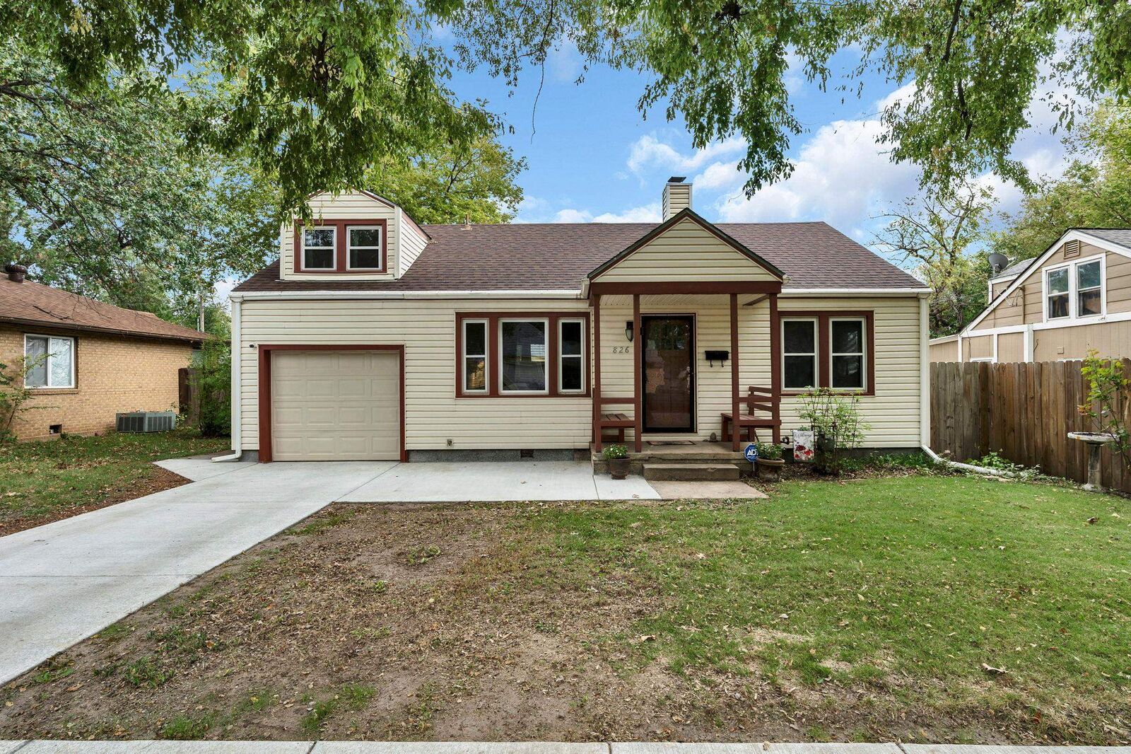 Photo de la propriété:  826 S Dellrose Ave  KS 67218-2314 