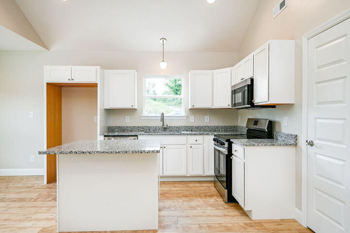 Property Photo:  123 Lindon Street  TN 37307 