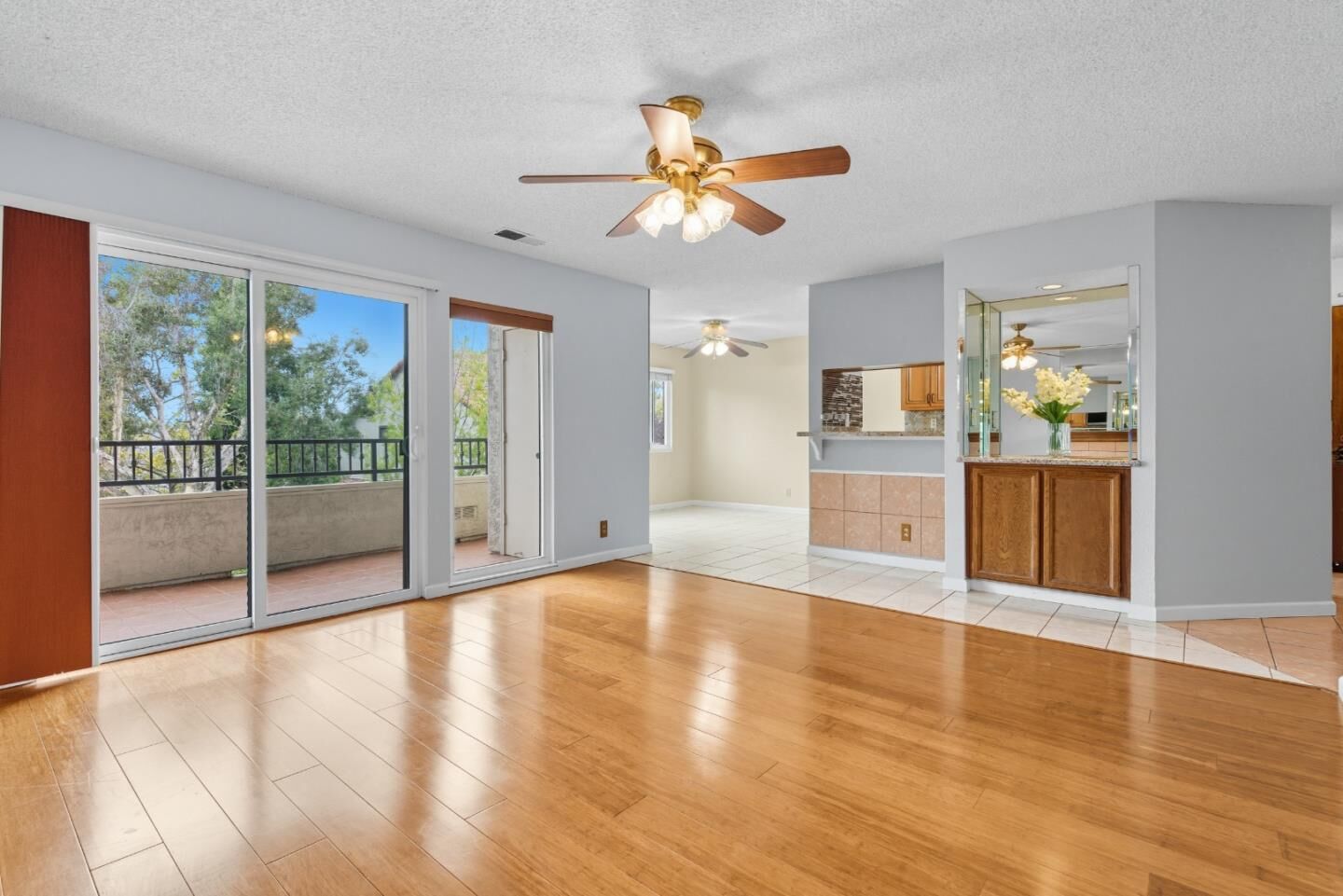 Property Photo: 22103 Vista Del Plaza Lane 15 CA 94541