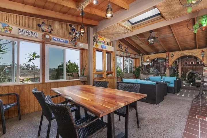 Property Photo: 10821 Wallingford Rd CA 92126