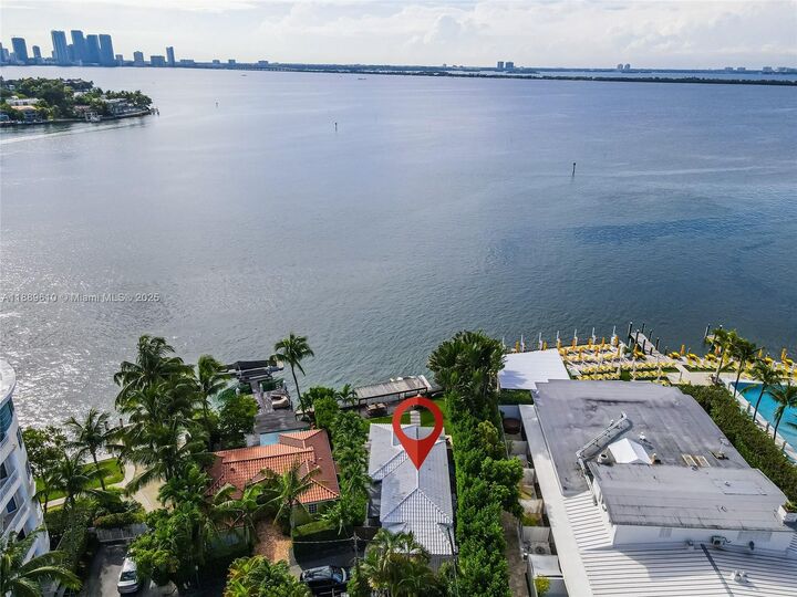 Property Photo:  8 Century Ln  FL 33139 