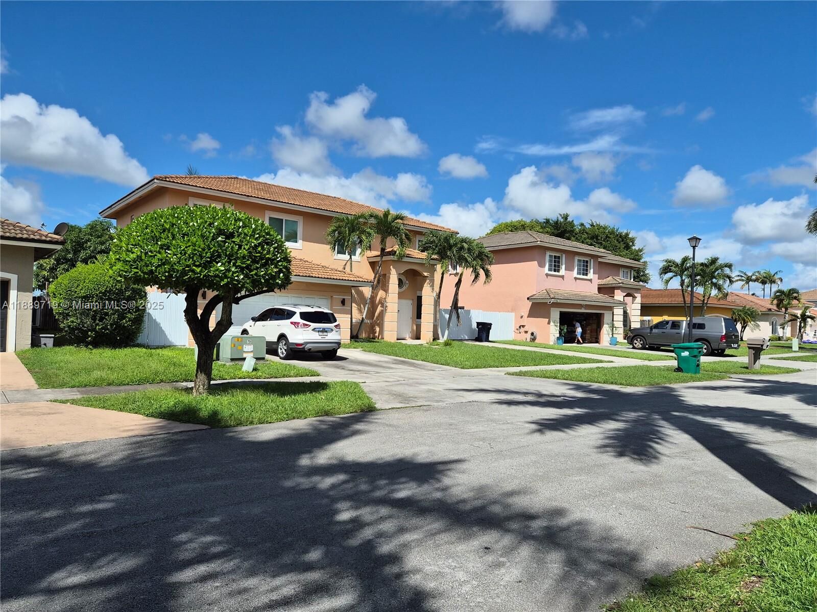 Property Photo:  14300 SW 161st Pl 1  FL 33196 