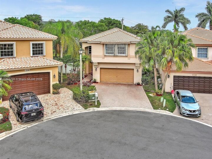 Property Photo:  214 La Costa Ct  FL 33326 