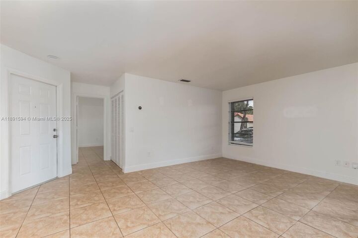 Property Photo: 14985 SW 48th Ter 26H FL 33185
