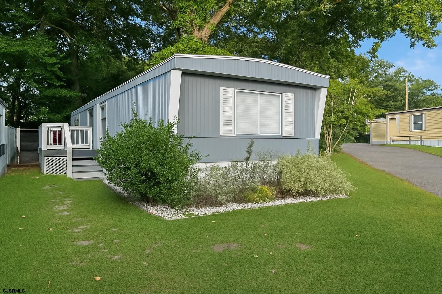 Property Photo: 6672 Black Horse Pike NJ 08234