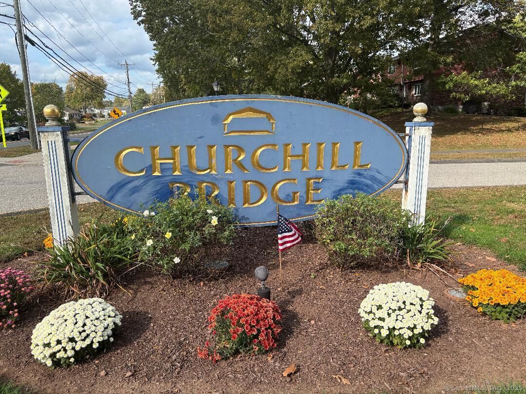 Property Photo: 178 Churchill Drive 178 CT 06111