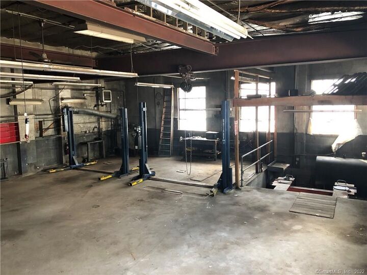 Property Photo: 36 Salem Street CT 06519