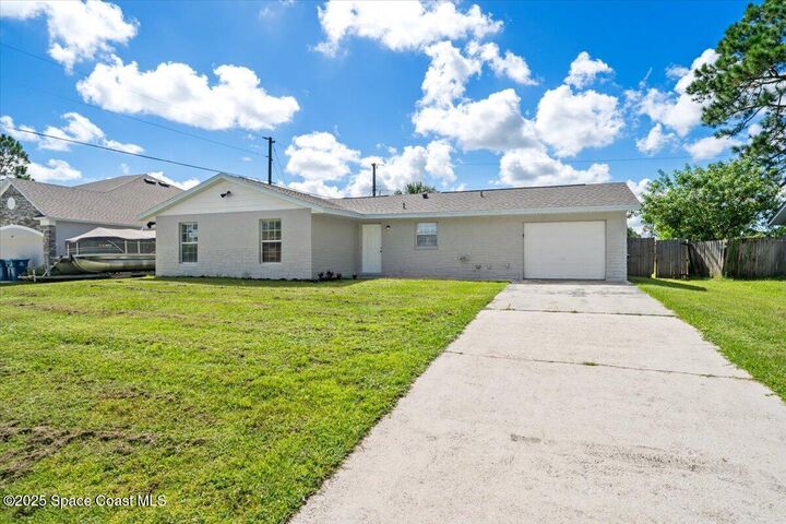 680 Bluefields Street SE  Palm Bay FL 32909 photo