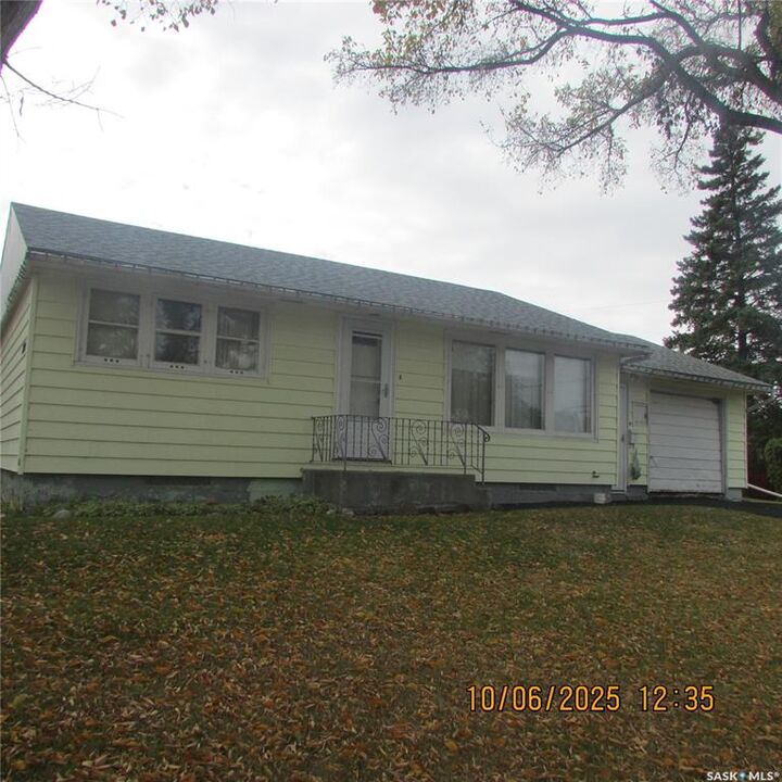 2600 Wascana Street  Regina SK S4S 0L8 photo