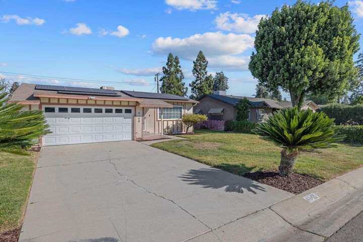 Property Photo:  4140 W School Avenue  CA 93291 