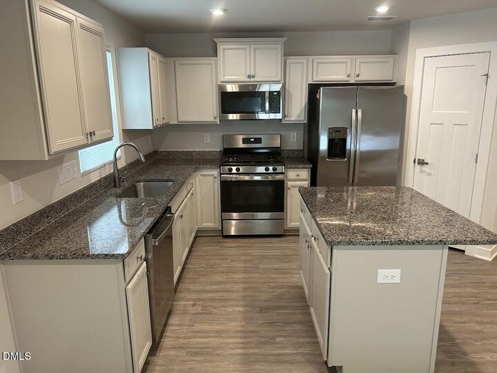 Property Photo: 8841 Kenridge Lane NC 27526