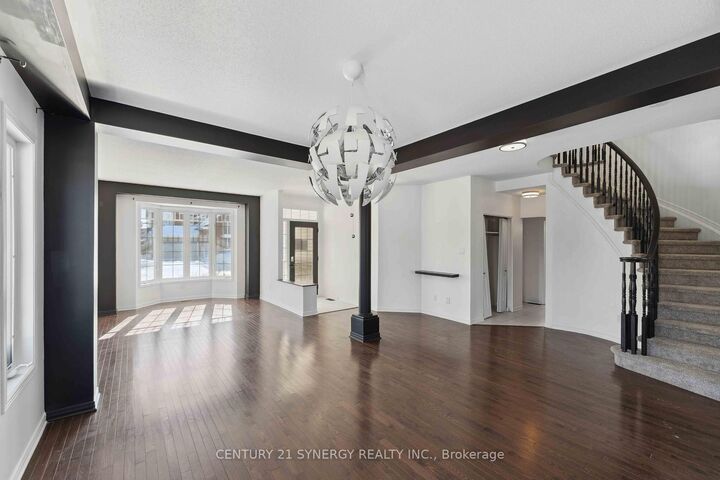 Property Photo: 59 Baywood Drive ON K2S 2H5