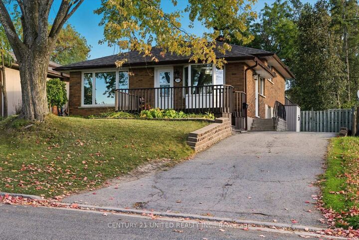 263 Riverview Heights  Peterborough ON K9J 1A9 photo