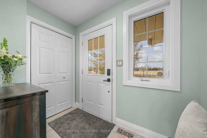 Property Photo:  44 Greenway Circle  ON K0K 1H0 