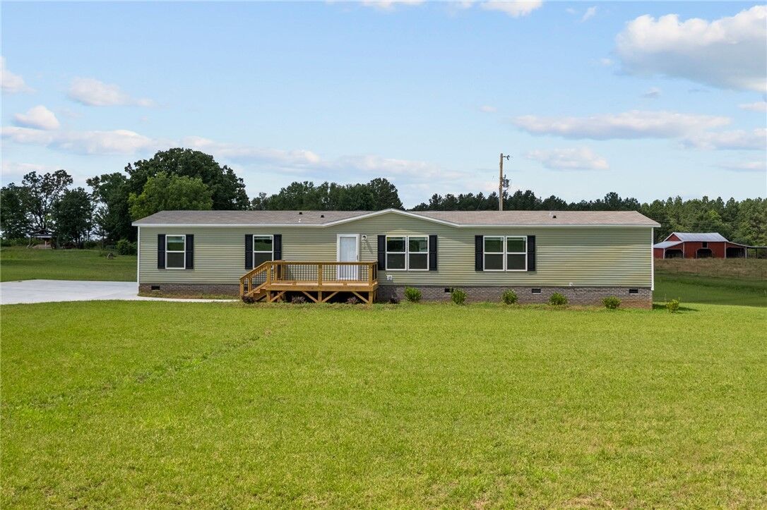 Property Photo: 108 Purdy Road SC 29655