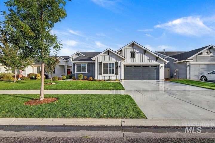 5932 W Los Flores Dr  Meridian ID 83646 photo