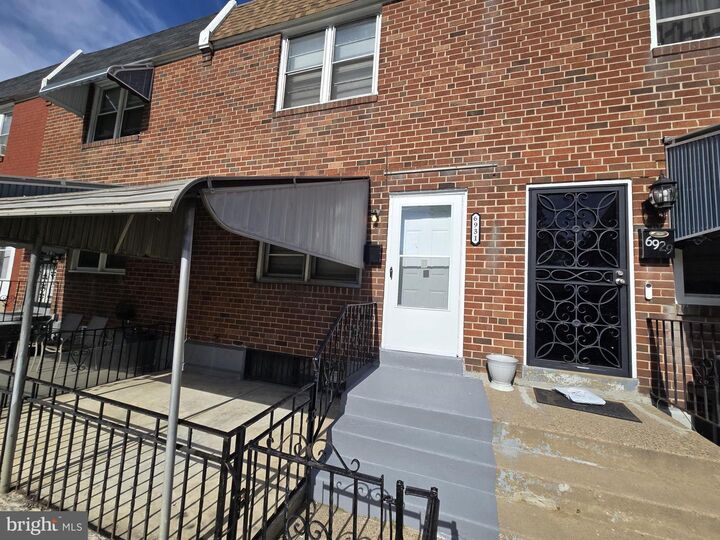 Property Photo: 6931 Greenway Avenue PA 19142