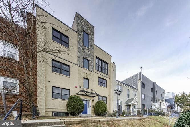 Property Photo: 1928 3rd Street NE 2 DC 20002