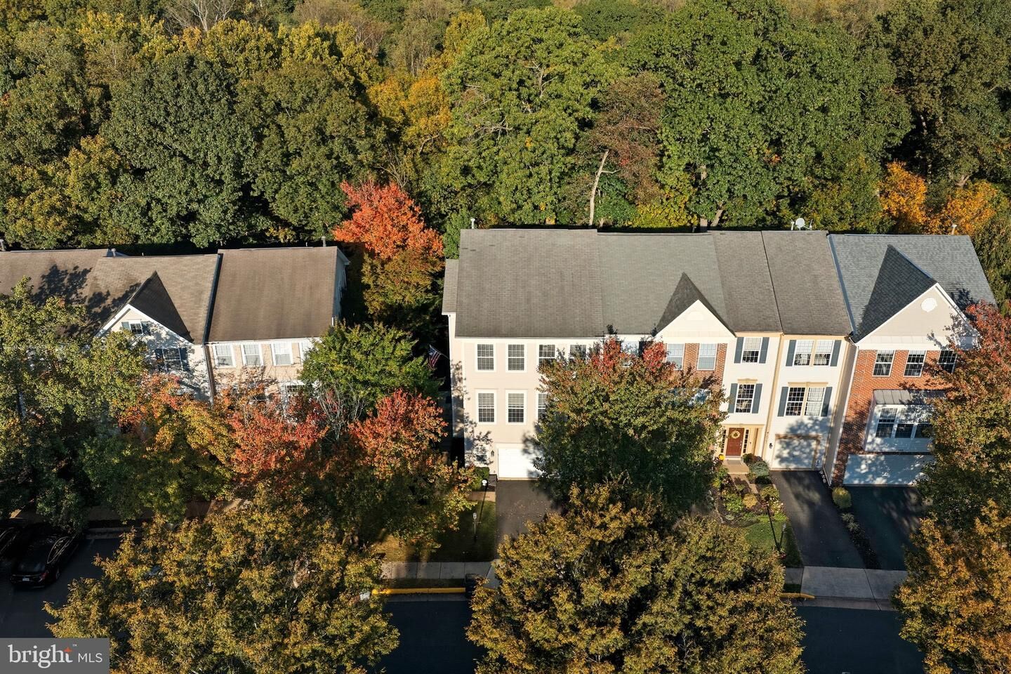 Property Photo:  20711 Waterfall Branch Terrace  VA 20165 