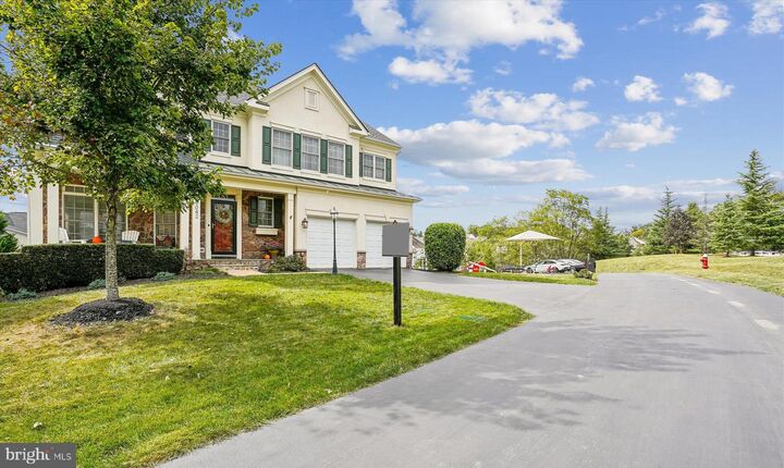 Property Photo: 19042 Rocky Creek Drive VA 20176