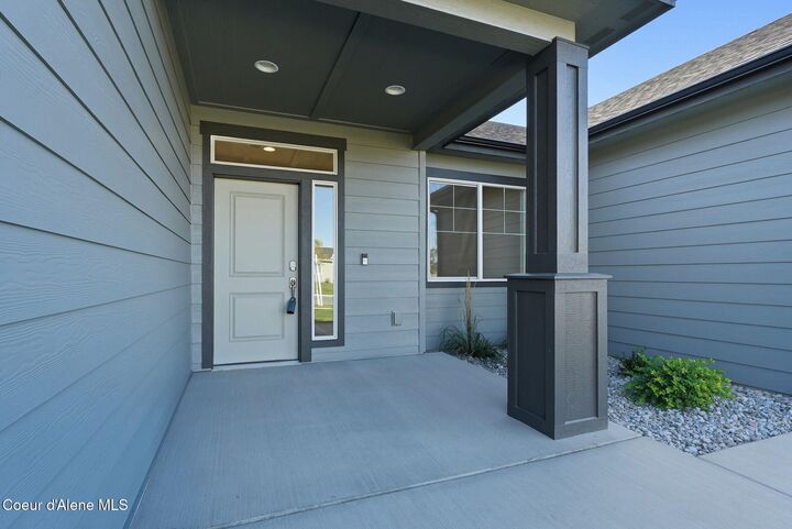 Property Photo: 7736 N Girard Cir ID 83815